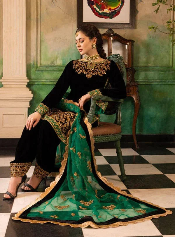 Zainab Chottani ZC-009 Velvet Embroidered 3pc