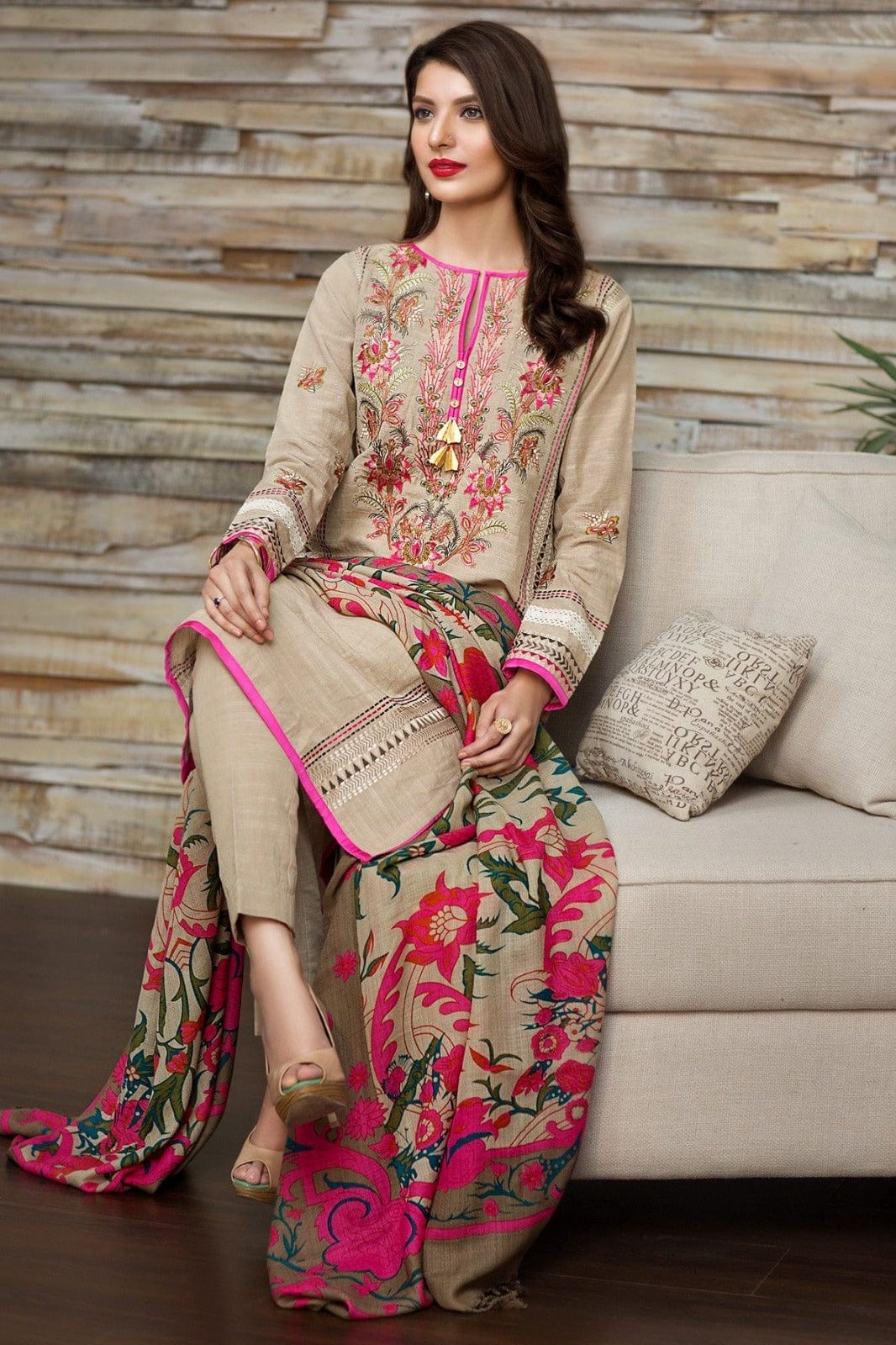 3 Piece - Embroidered Dhanak Skin Suit | Khaadi 16701