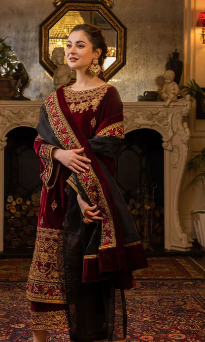 Zainab Chotani ZC-221 Embroidered Velvet Three piece Winter Collection