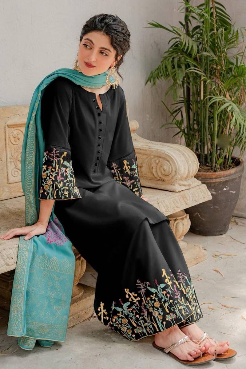 3 Piece - Black Dhanak Embroidered Suit | FCC - 882