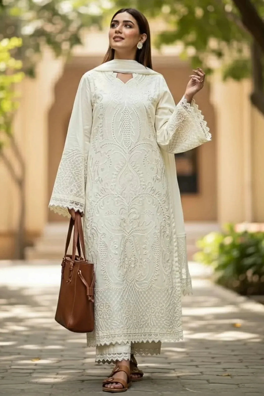 Motifz Embroidered Dhanak Three Piece Winter D-235